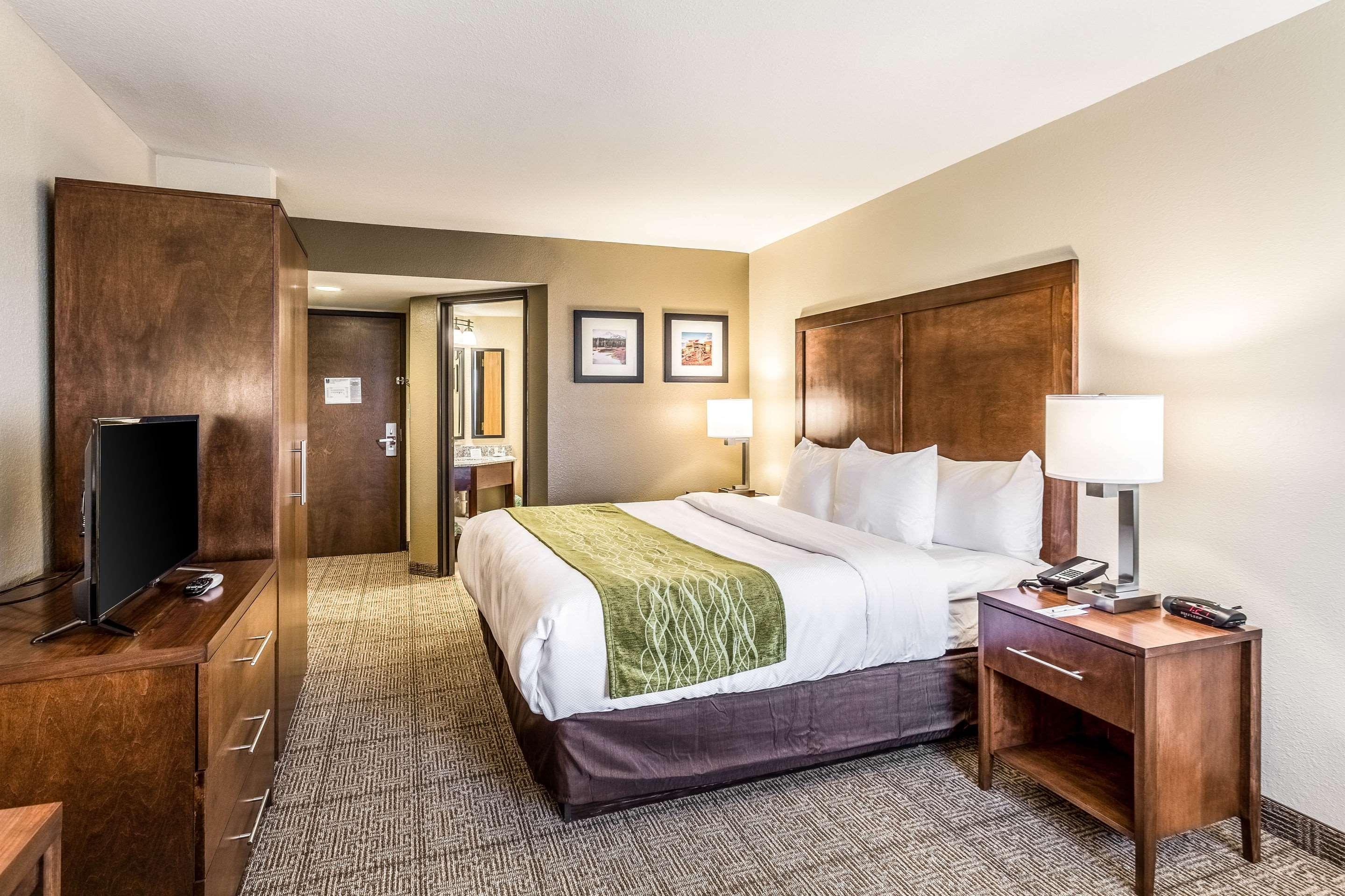 Comfort Inn & Suites Albuquerque Downtown Eksteriør billede