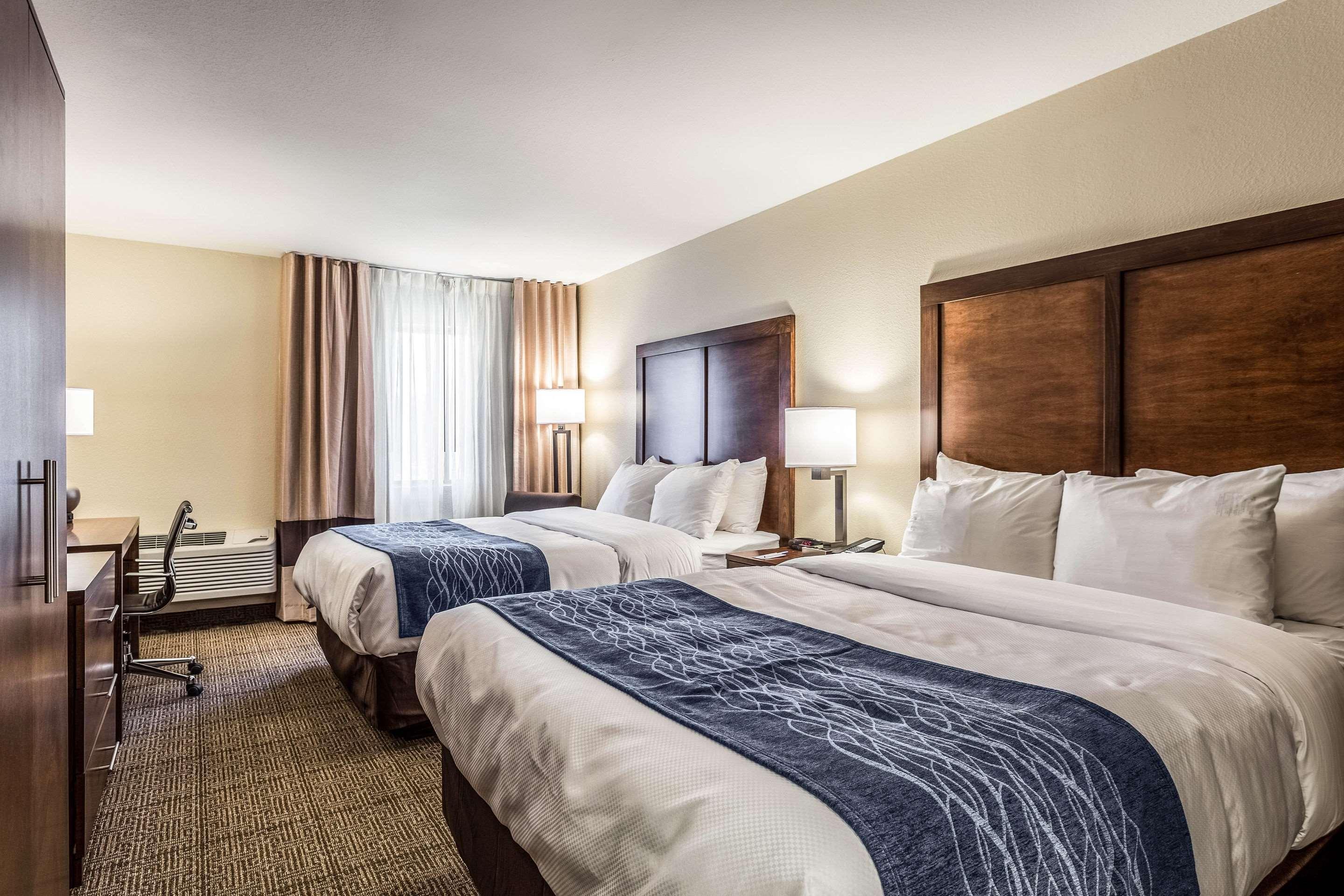 Comfort Inn & Suites Albuquerque Downtown Eksteriør billede