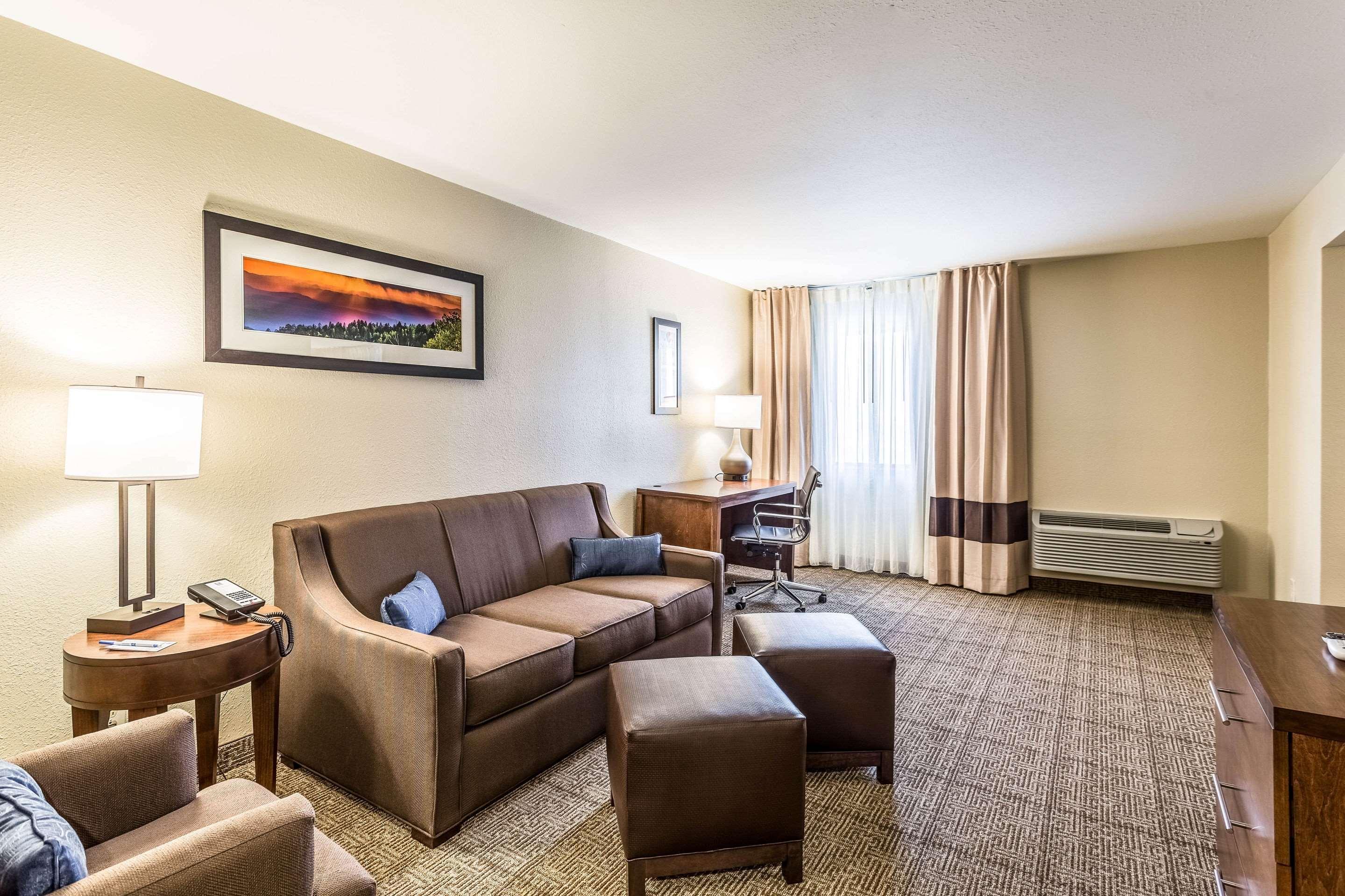 Comfort Inn & Suites Albuquerque Downtown Eksteriør billede