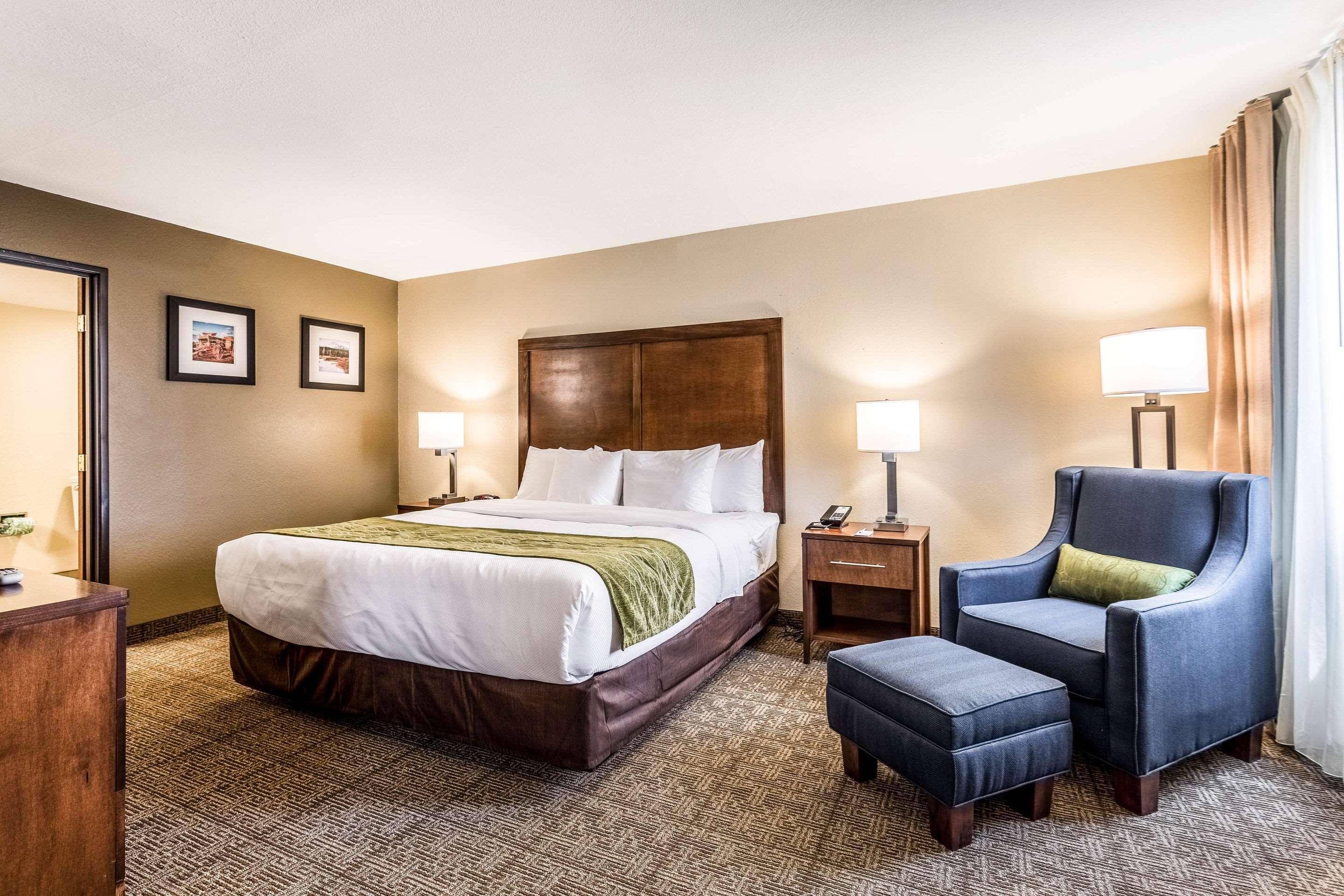 Comfort Inn & Suites Albuquerque Downtown Eksteriør billede